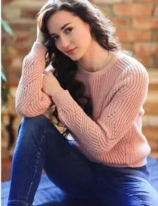 Elite escort service in Derapur for home and hotel visits